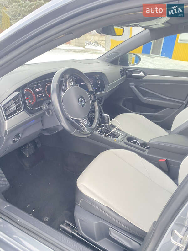 Седан Volkswagen Jetta 2019 в Луцьку
