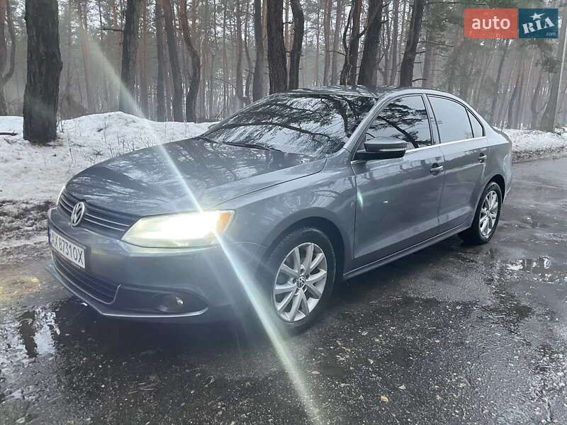 Седан Volkswagen Jetta 2014 в Харкові
