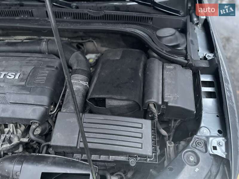 Седан Volkswagen Jetta 2014 в Харкові