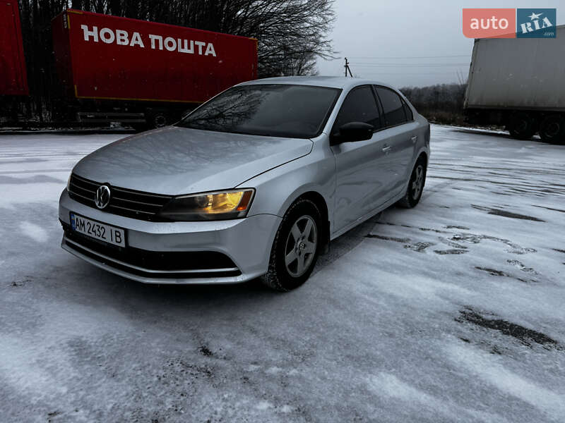 Седан Volkswagen Jetta 2015 в Вінниці