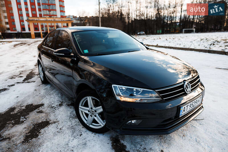 Седан Volkswagen Jetta 2016 в Ивано-Франковске