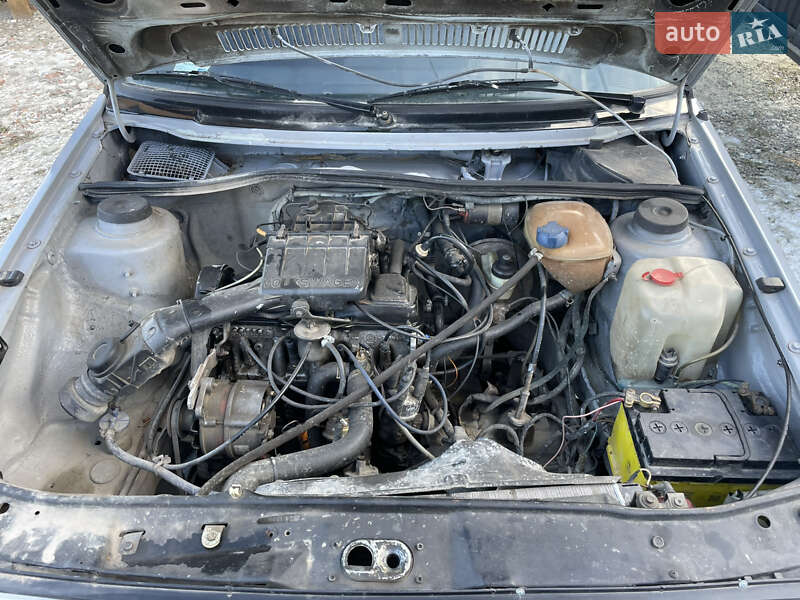 Седан Volkswagen Jetta 1988 в Трускавце