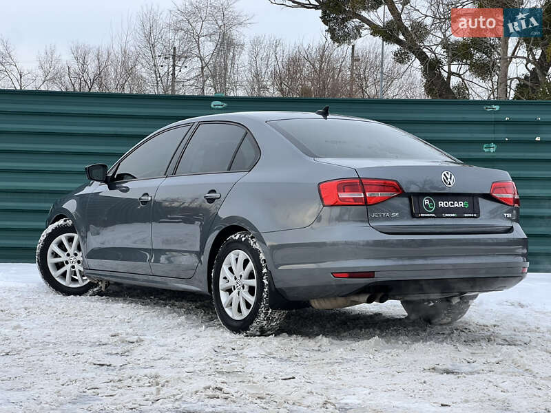 Седан Volkswagen Jetta 2015 в Києві фото 19 Седан Volkswagen Jetta 2015 в Києві