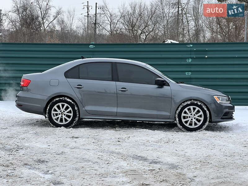 Седан Volkswagen Jetta 2015 в Києві фото 24 Седан Volkswagen Jetta 2015 в Києві
