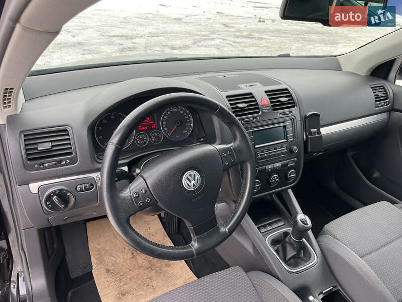 Седан Volkswagen Jetta 2007 в Дубно фото 32 Седан Volkswagen Jetta 2007 в Дубно