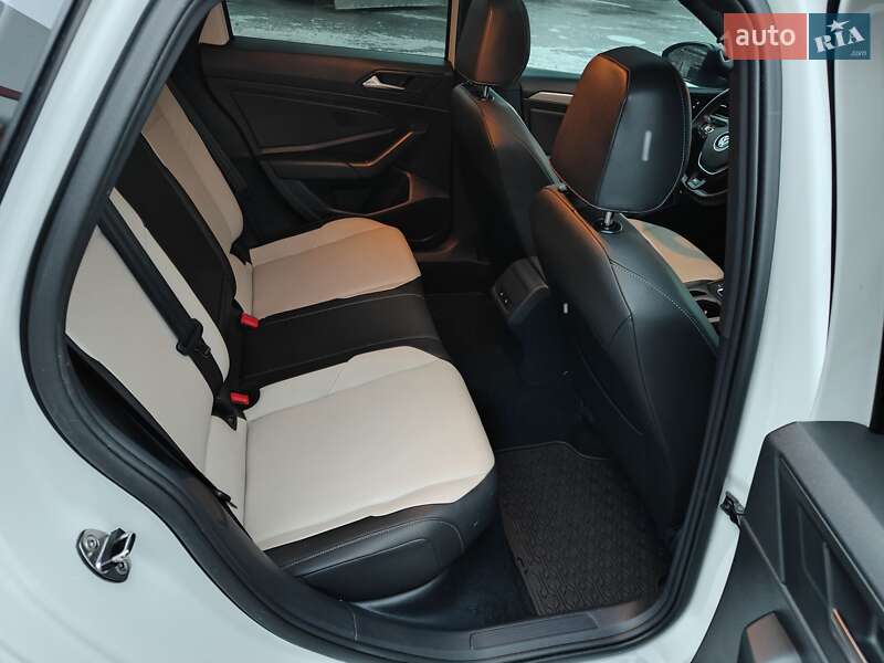 Седан Volkswagen Jetta 2019 в Кривом Роге