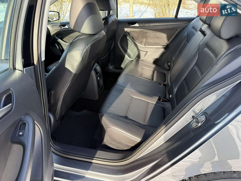 Седан Volkswagen Jetta 2014 в Дубно фото 18 Седан Volkswagen Jetta 2014 в Дубно