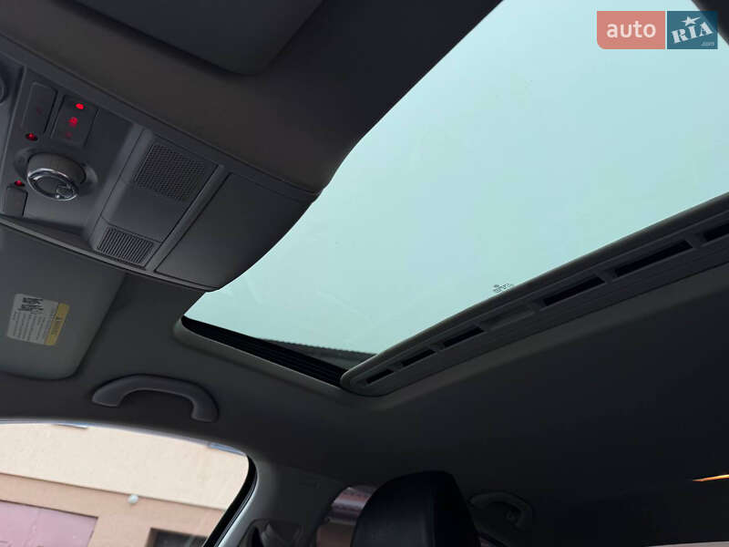 Седан Volkswagen Jetta 2011 в Ивано-Франковске