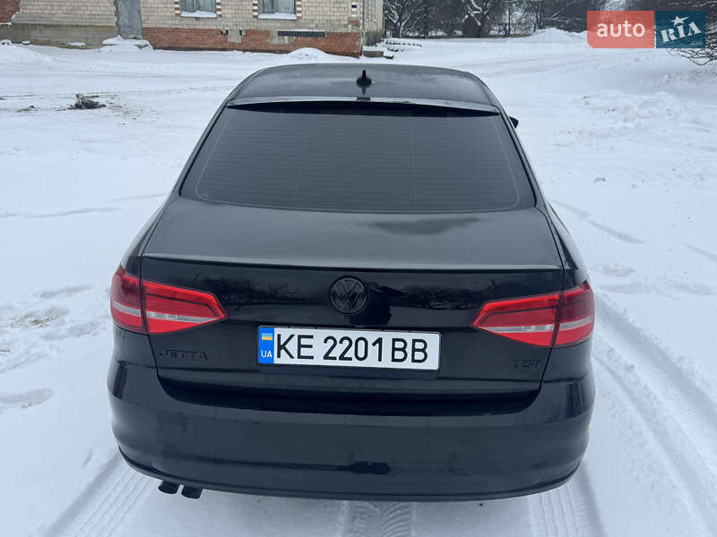Седан Volkswagen Jetta 2015 в Великій Багачці