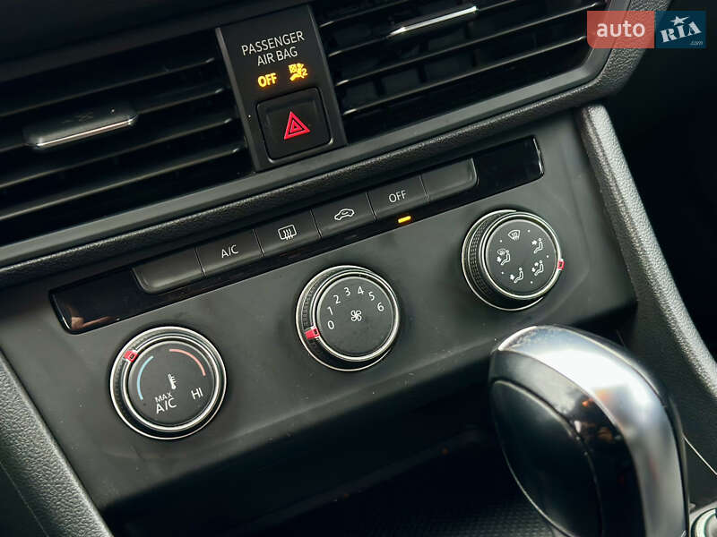 Седан Volkswagen Jetta 2018 в Кривом Роге фото 28 Седан Volkswagen Jetta 2018 в Кривом Роге