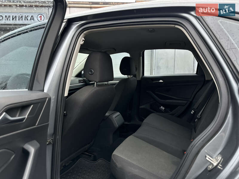 Седан Volkswagen Jetta 2018 в Кривом Роге фото 35 Седан Volkswagen Jetta 2018 в Кривом Роге