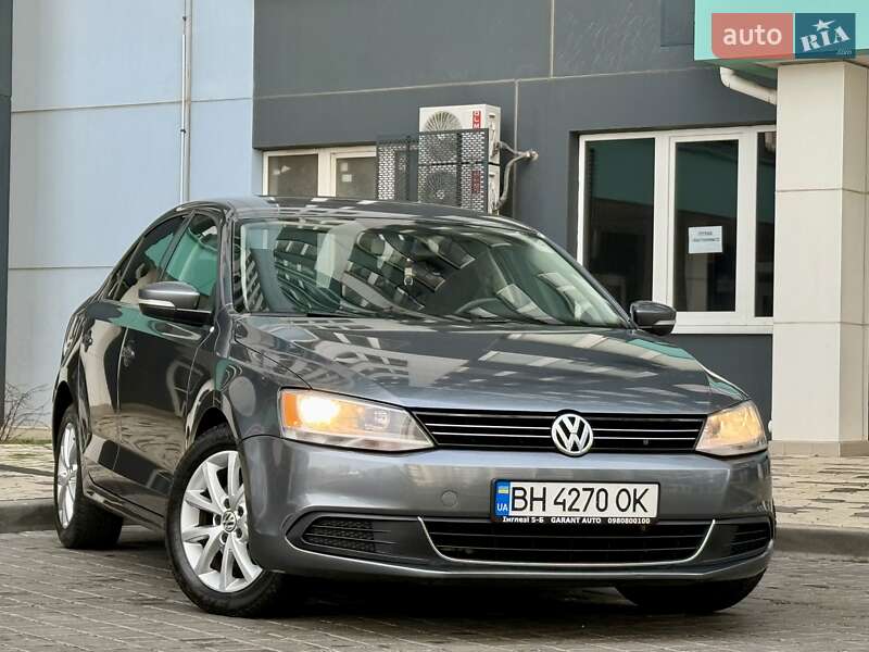 Седан Volkswagen Jetta 2013 в Одессе