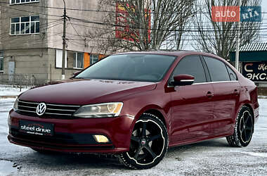Седан Volkswagen Jetta 2015 в Николаеве