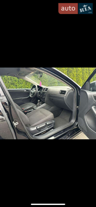 Седан Volkswagen Jetta 2015 в Золотоноше