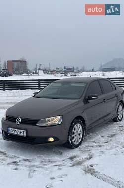 Седан Volkswagen Jetta 2011 в Мукачево