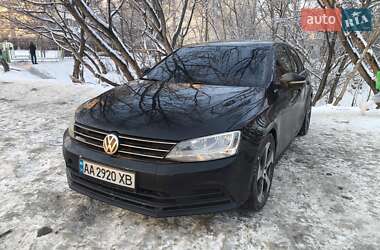 Седан Volkswagen Jetta 2015 в Киеве