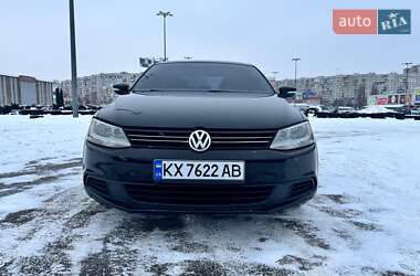 Седан Volkswagen Jetta 2012 в Харькове