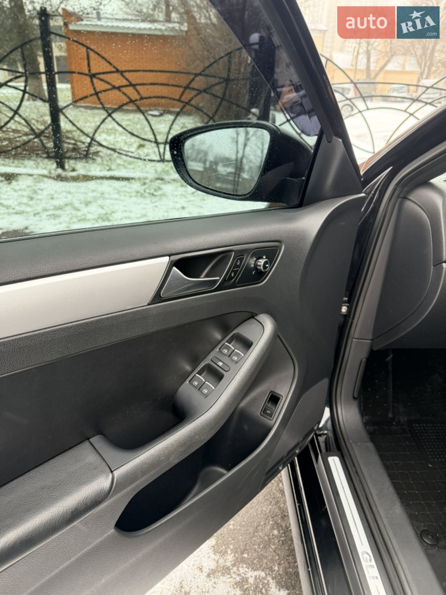 2012 Volkswagen Jetta - мініатюра 12