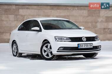 Седан Volkswagen Jetta 2016 в Киеве