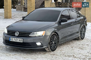 Седан Volkswagen Jetta 2016 в Харькове