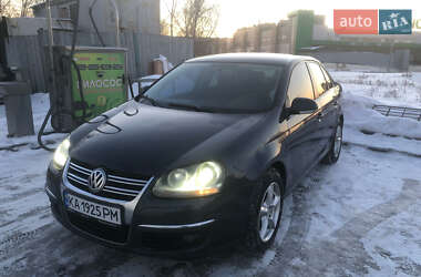 Седан Volkswagen Jetta 2009 в Києві
