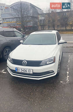 Седан Volkswagen Jetta 2016 в Полтаве