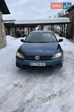 Седан Volkswagen Jetta 2015 в Тернополе