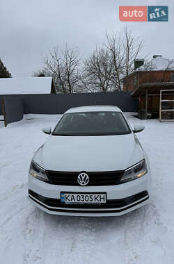 Седан Volkswagen Jetta 2016 в Киеве