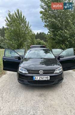 Универсал Volkswagen Jetta 2011 в Обухове