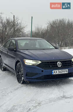 Седан Volkswagen Jetta 2019 в Харькове