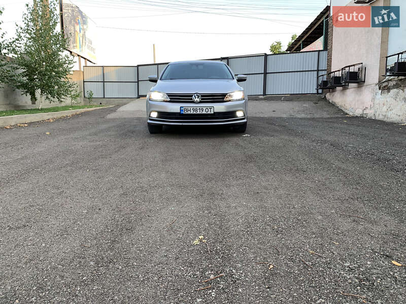 Volkswagen Jetta 2015