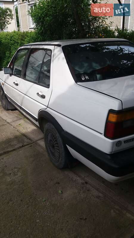 Седан Volkswagen Jetta 1987 в Надворной
