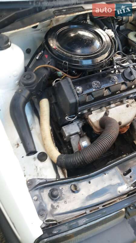 Седан Volkswagen Jetta 1987 в Надворной