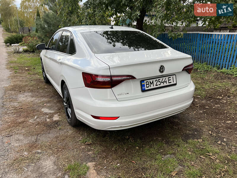 Седан Volkswagen Jetta 2018 в Талалаевке