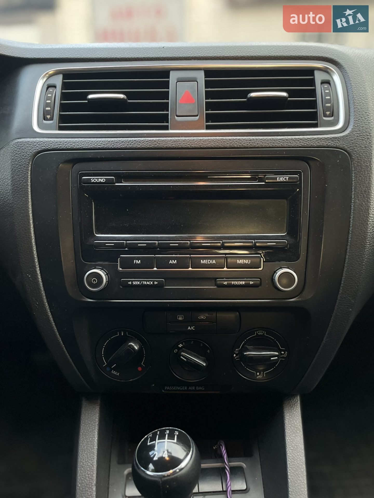 2012 Volkswagen Jetta - мініатюра 11