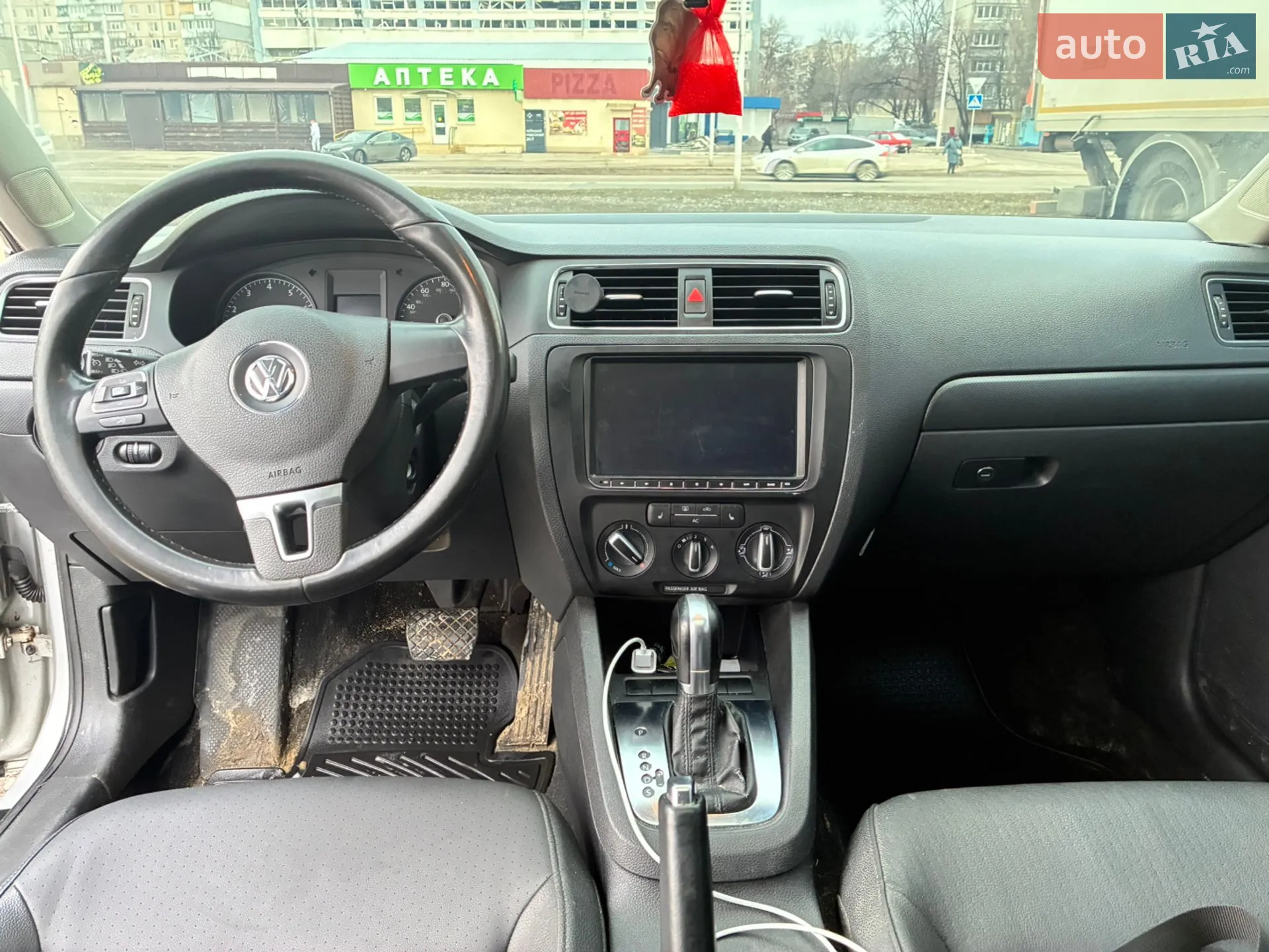 2010 Volkswagen Jetta - мініатюра 11
