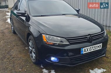 Седан Volkswagen Jetta 2012 в Харькове