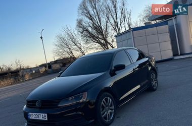 Седан Volkswagen Jetta 2015 в Запорожье