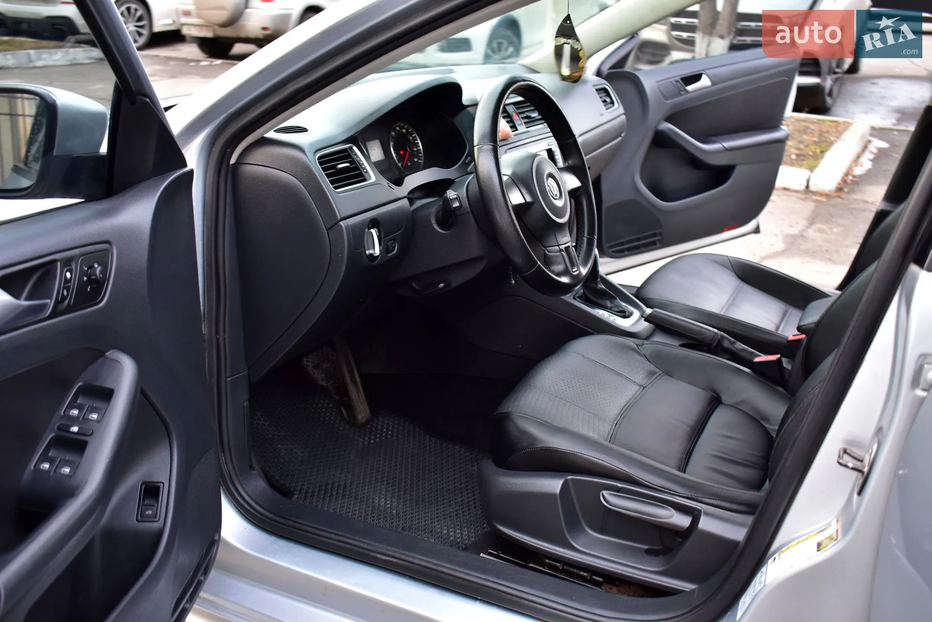 2012 Volkswagen Jetta - мініатюра 21