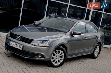 Седан Volkswagen Jetta 2011 в Одесі