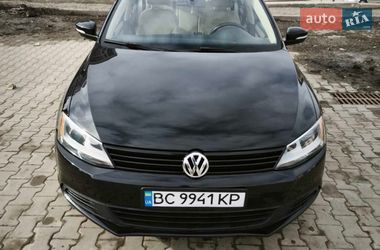 Седан Volkswagen Jetta 2012 в Львове