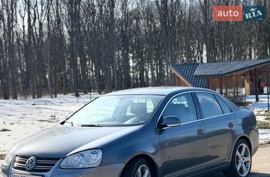 Седан Volkswagen Jetta 2005 в Хмельницькому