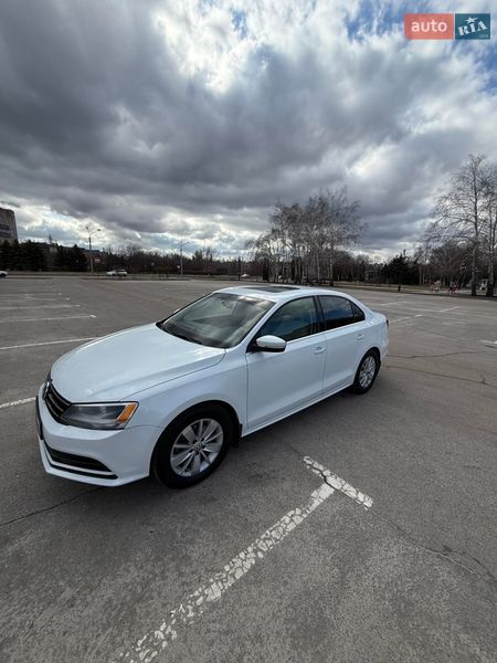 Volkswagen Jetta 2015