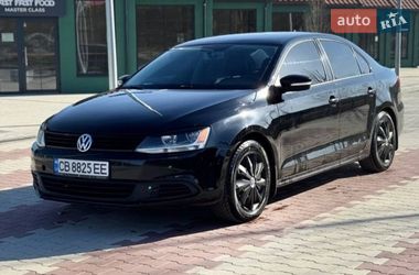 Седан Volkswagen Jetta 2014 в Киеве