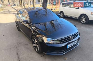Седан Volkswagen Jetta 2015 в Киеве
