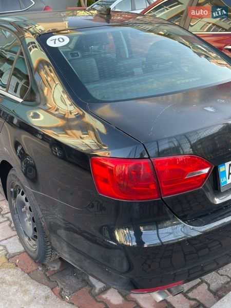 Седан Volkswagen Jetta 2013 в Гатном