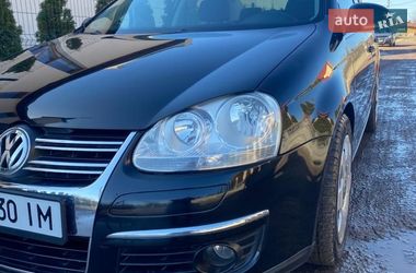 Седан Volkswagen Jetta 2006 в Радехове