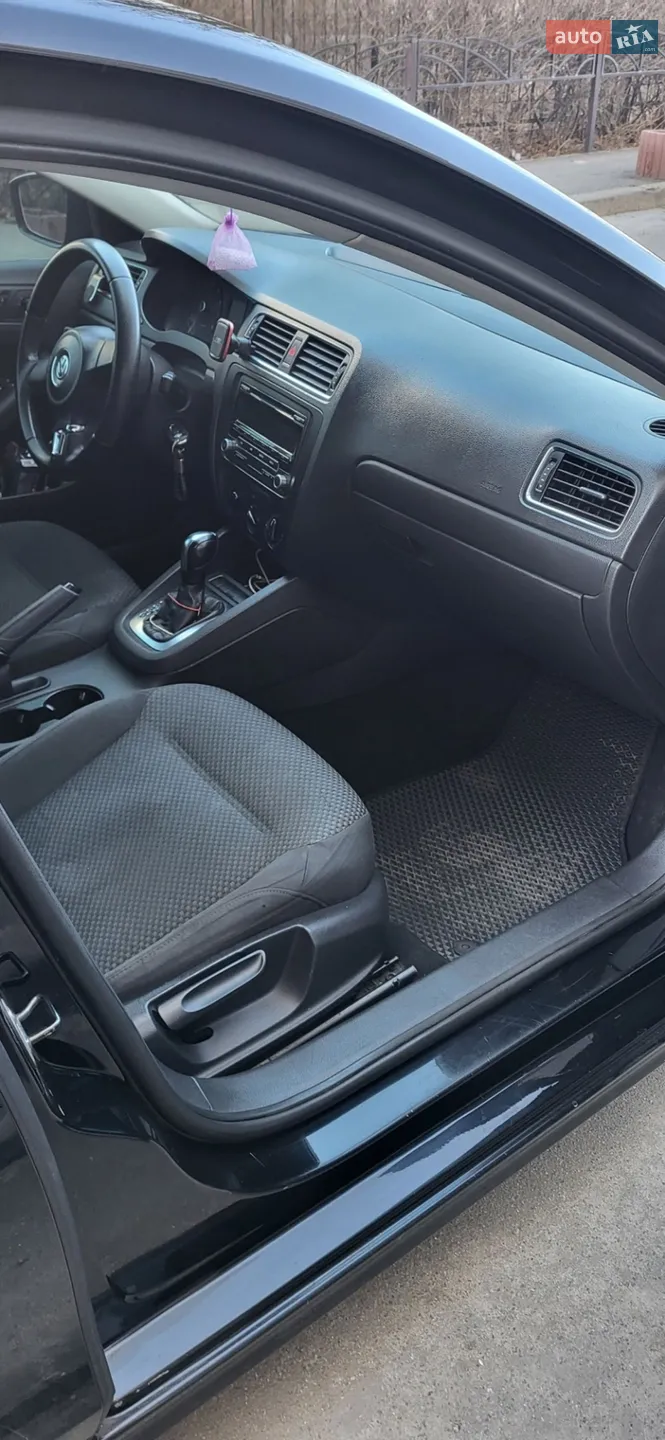 2012 Volkswagen Jetta - мініатюра 11
