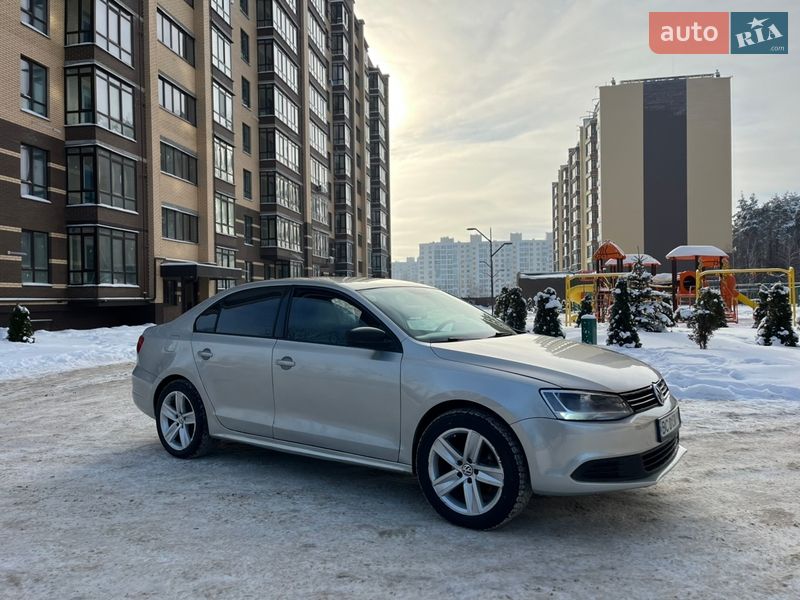 Volkswagen Jetta 2011