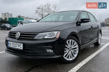 Седан Volkswagen Jetta 2015 в Киеве